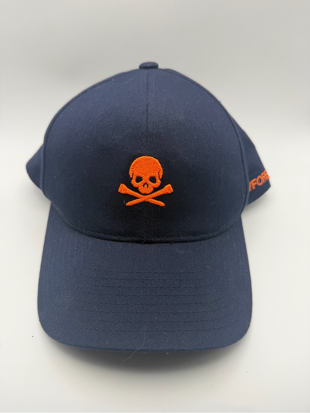 G/Fore skull and crossbones Navy embroidered cap